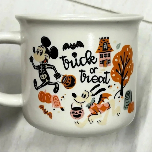 NWOT Lot of 2  Disney Mickey Mouse & Pluto Trick or Treat Mug 8 oz White, Orange - Picture 1 of 4